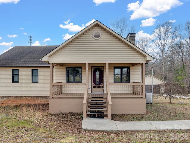 544 Hicks Creek Road, Troutman, NC 28166