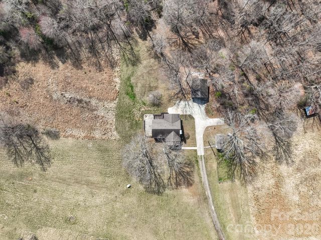 544 Hicks Creek Road, Troutman, NC 28166