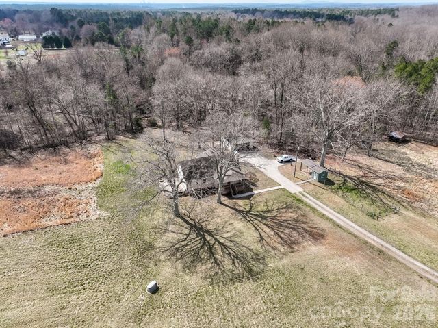 544 Hicks Creek Road, Troutman, NC 28166