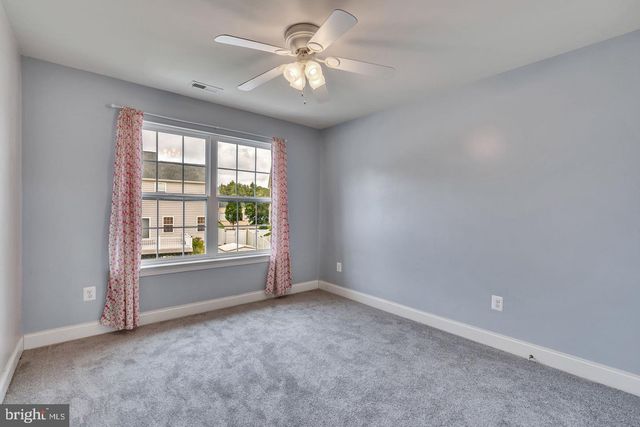 24340 BROAD CREEK DR, Hollywood, MD 20636