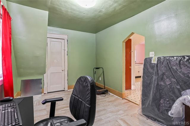 3023 Orleans Avenue, Niagara Falls, NY 14303