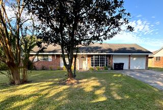 1520 Highland Drive, Alvin, TX 77511