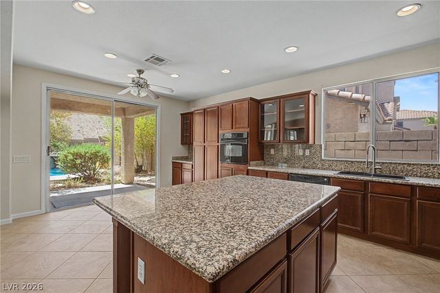 728 Blue Crystal Creek Road, Henderson, NV 89002
