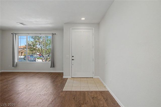 728 Blue Crystal Creek Road, Henderson, NV 89002