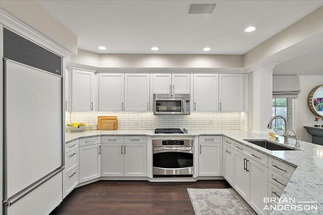 904 Plymouth Avenue SE, Grand Rapids, MI 49506