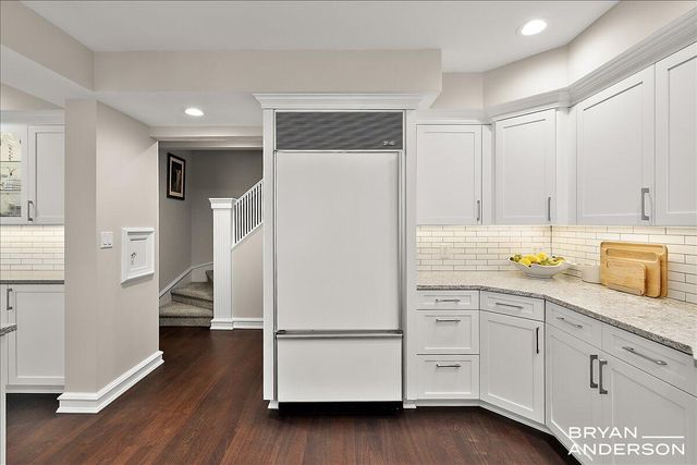 904 Plymouth Avenue SE, Grand Rapids, MI 49506