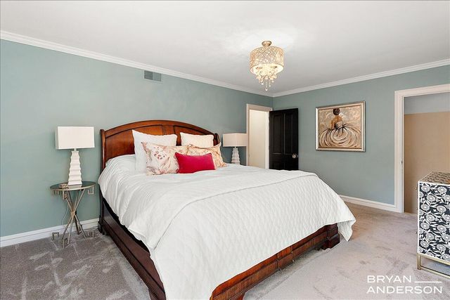 904 Plymouth Avenue SE, Grand Rapids, MI 49506