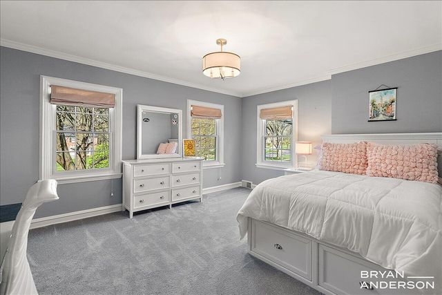 904 Plymouth Avenue SE, Grand Rapids, MI 49506