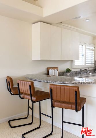 1430 S Bentley Avenue 402, Los Angeles, CA 90025