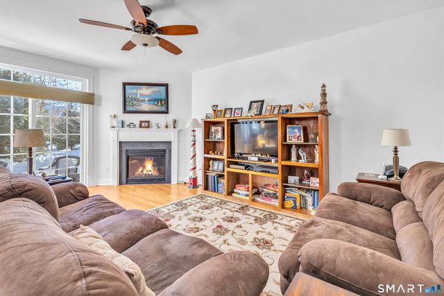 47 Copper Square Drive, Bethel, CT 06801