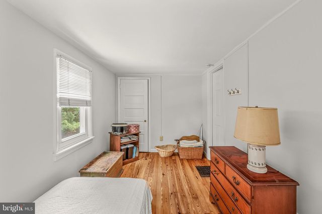 2 TIMBER LN, Harpers Ferry, WV 25425