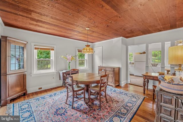 2 TIMBER LN, Harpers Ferry, WV 25425