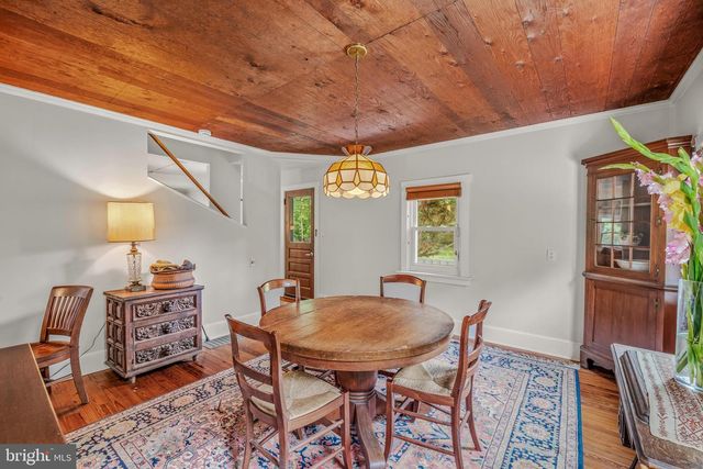 2 TIMBER LN, Harpers Ferry, WV 25425