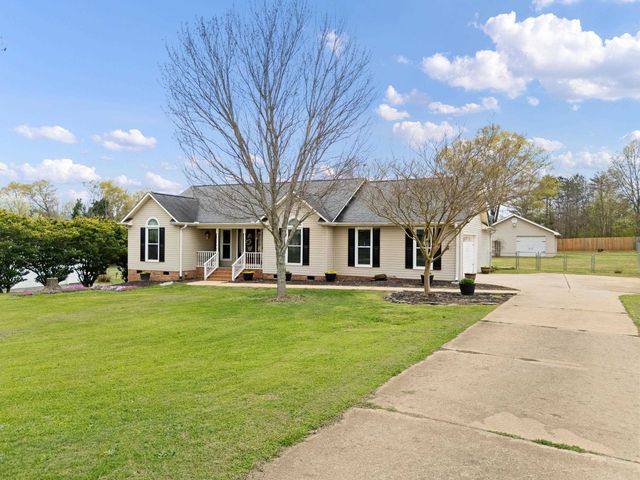 457 Cresthaven Drive, Boiling Springs, SC 29316