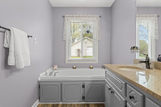 457 Cresthaven Drive, Boiling Springs, SC 29316