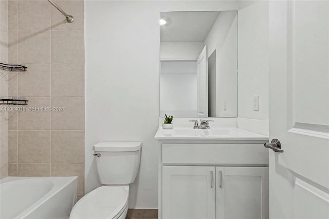 4303 Hammock Grove Dr, Lake Worth, FL 33467