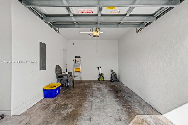 4303 Hammock Grove Dr, Lake Worth, FL 33467