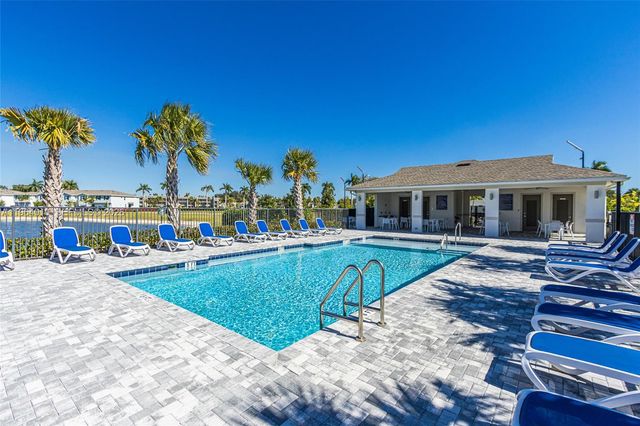 4303 Hammock Grove Dr, Lake Worth, FL 33467