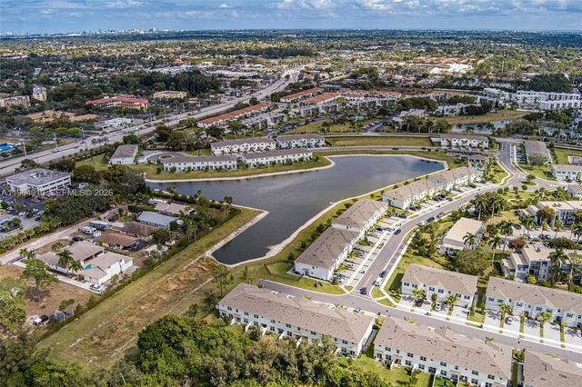 4303 Hammock Grove Dr, Lake Worth, FL 33467