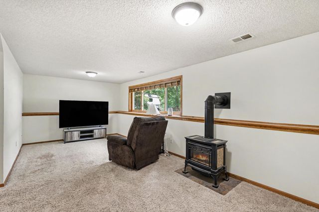 14372 Jonquil Street NW, Andover, MN 55304