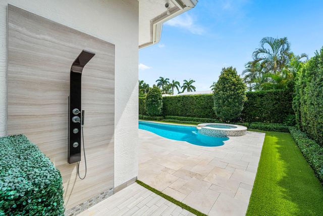 2212 Acorn Palm Road, Boca Raton, FL 33432
