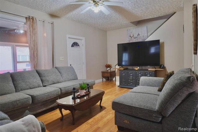 54 Abbott Street, River Rouge, MI 48218