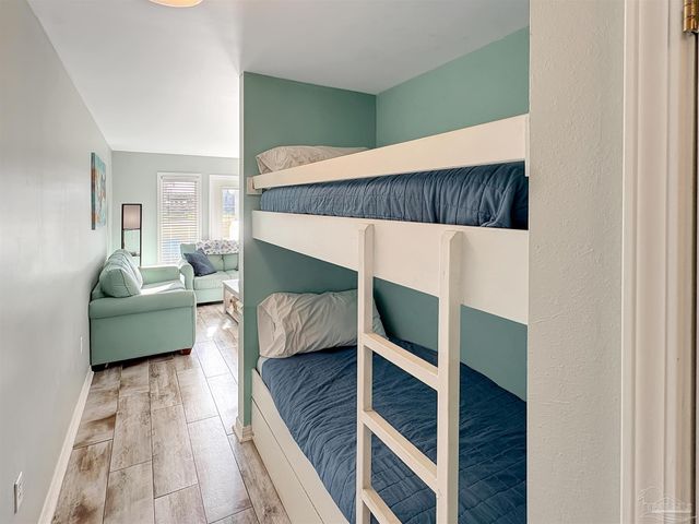 13500 Sandy Key Dr 104W, Pensacola, FL 32507