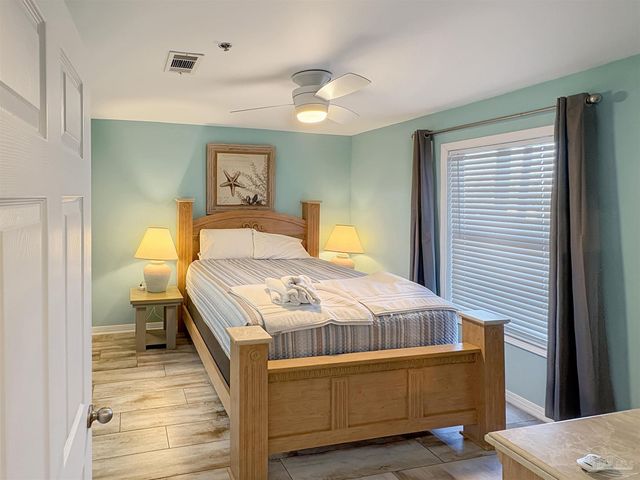 13500 Sandy Key Dr 104W, Pensacola, FL 32507