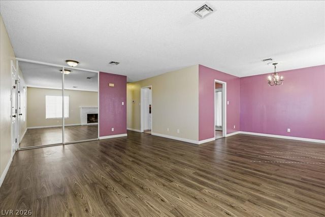 5260 North Lakewood Court, Las Vegas, NV 89120