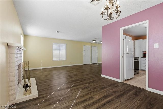 5260 North Lakewood Court, Las Vegas, NV 89120