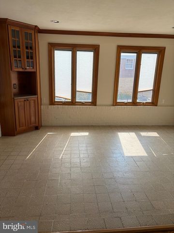 5800 PLAINVIEW RD, Bethesda, MD 20817