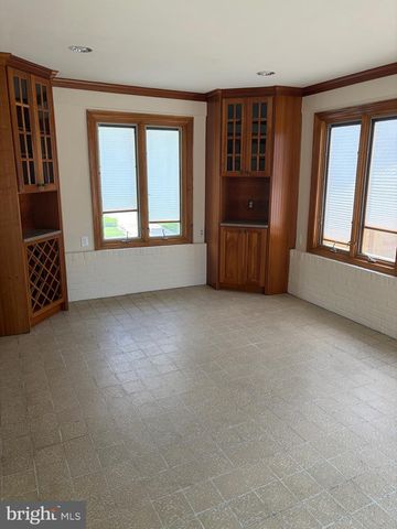 5800 PLAINVIEW RD, Bethesda, MD 20817