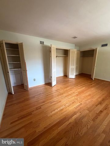 5800 PLAINVIEW RD, Bethesda, MD 20817
