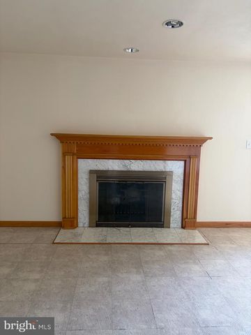 5800 PLAINVIEW RD, Bethesda, MD 20817