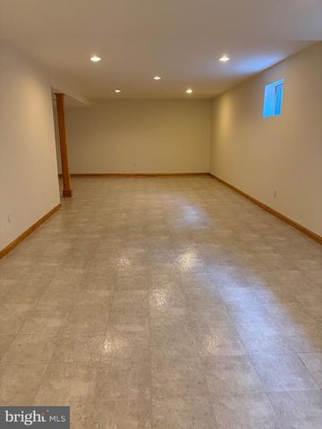 5800 PLAINVIEW RD, Bethesda, MD 20817