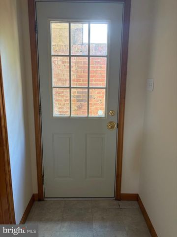 5800 PLAINVIEW RD, Bethesda, MD 20817