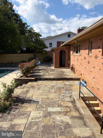 5800 PLAINVIEW RD, Bethesda, MD 20817
