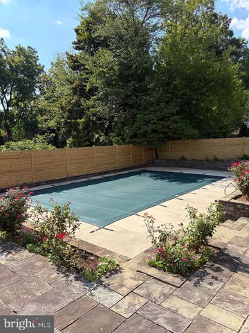 5800 PLAINVIEW RD, Bethesda, MD 20817