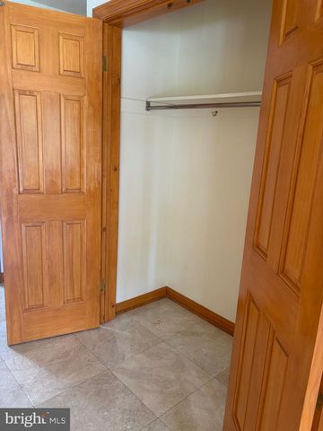 5800 PLAINVIEW RD, Bethesda, MD 20817