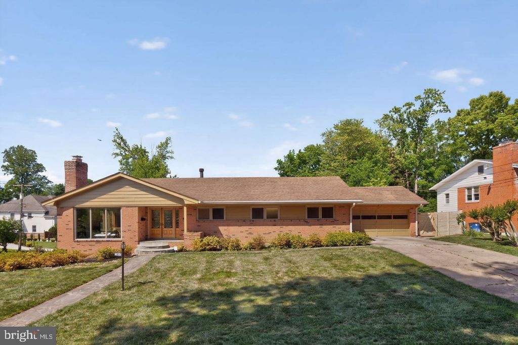 5800 PLAINVIEW RD, Bethesda, MD 20817
