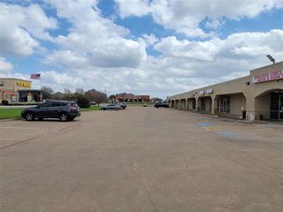 7806 N College Circle, North Richland Hills, TX 76180