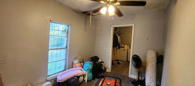 1320 Elmwood Avenue, Fort Worth, TX 76104