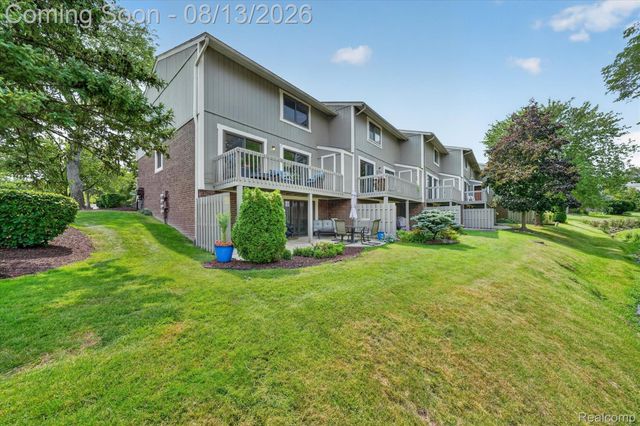 1060 Bristol Court, Northville, MI 48167