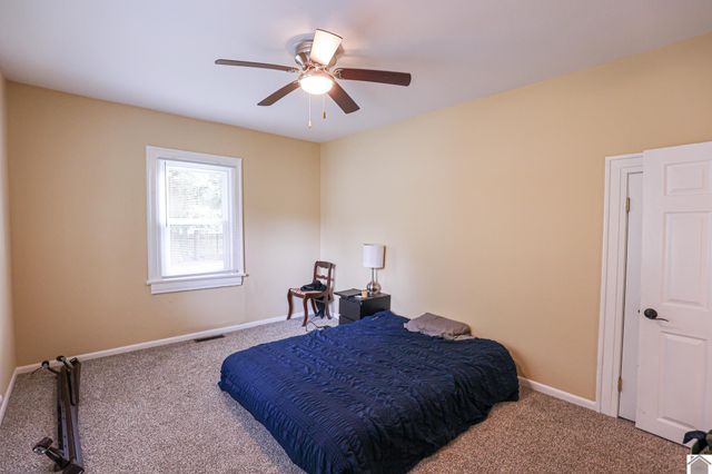 3039 Old Mayfield Rd, Paducah, KY 42003