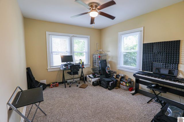 3039 Old Mayfield Rd, Paducah, KY 42003