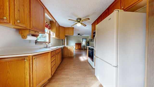 2202 Lakewood Dr, Mansfield, OH 44905