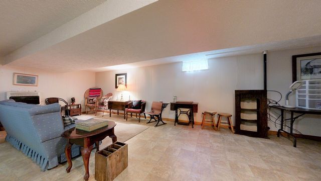 2202 Lakewood Dr, Mansfield, OH 44905