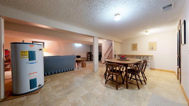 2202 Lakewood Dr, Mansfield, OH 44905