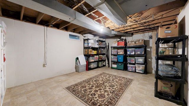 2202 Lakewood Dr, Mansfield, OH 44905