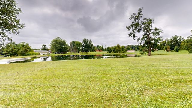 2202 Lakewood Dr, Mansfield, OH 44905